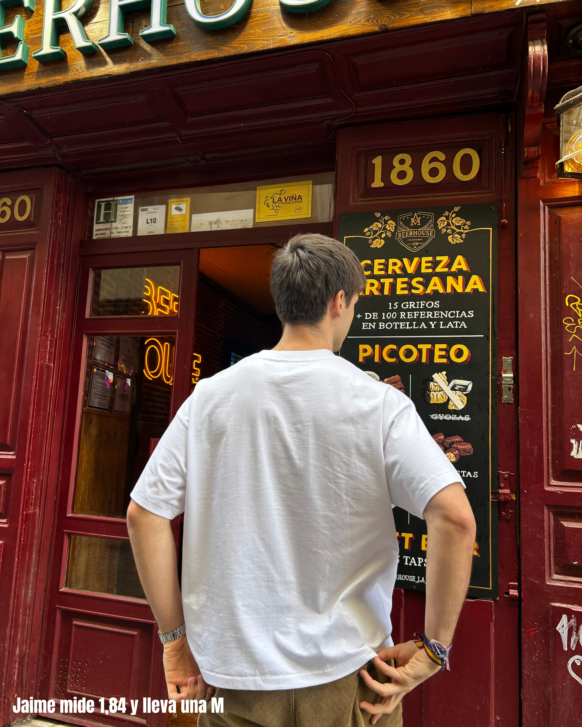 La cerveza fría y las mujeres calientes