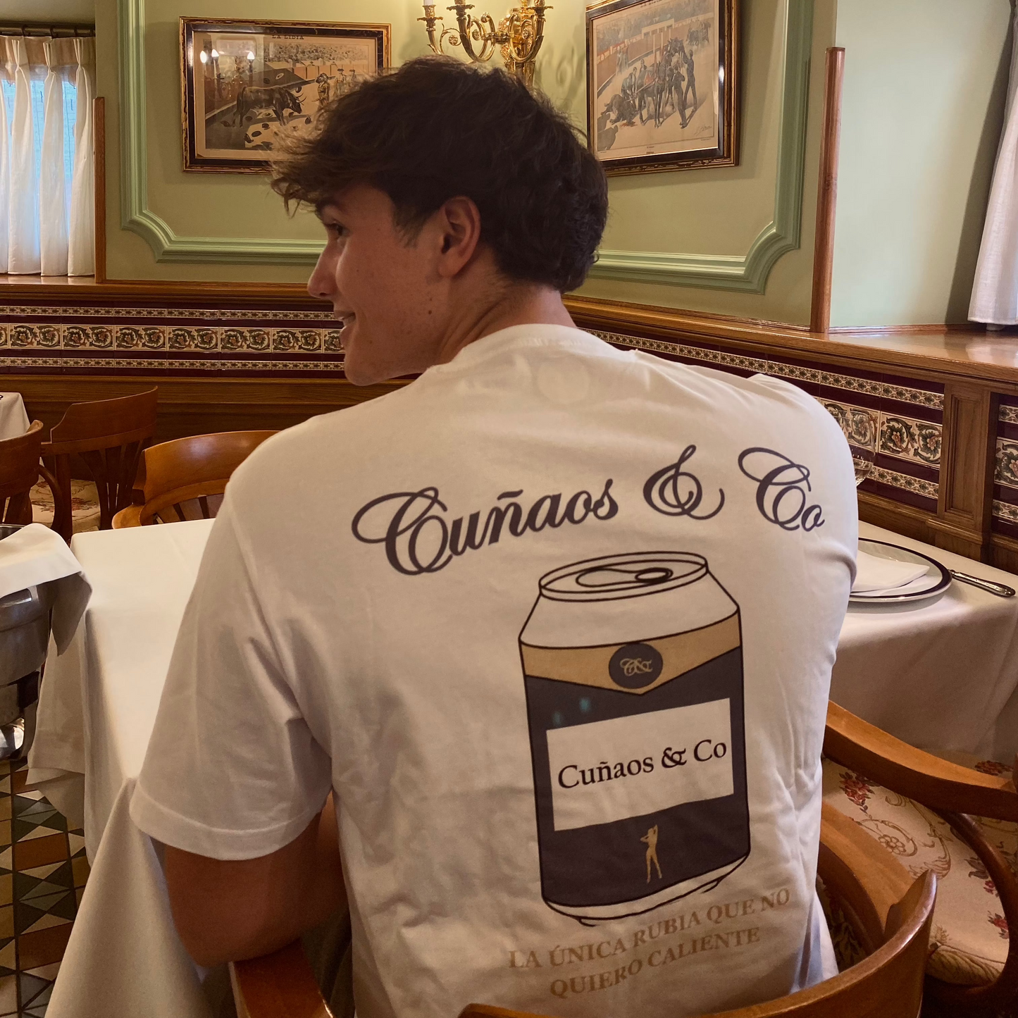 La única rubia que no quiero caliente
