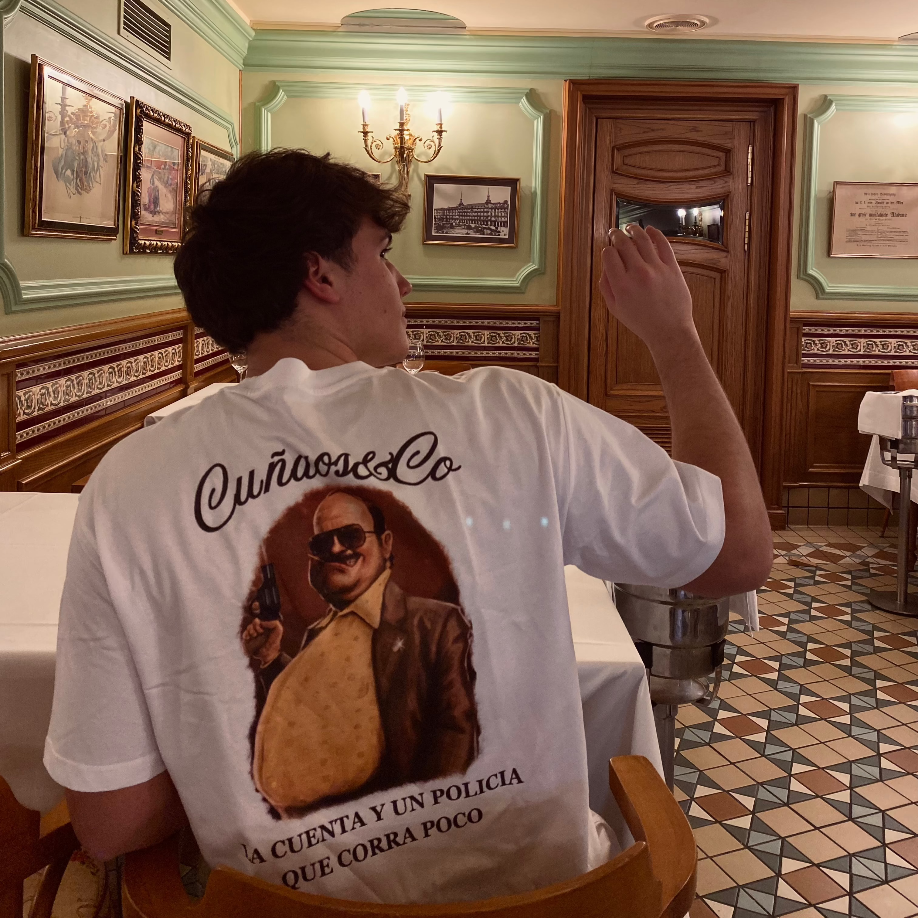 La cuenta y un policía que corra poco